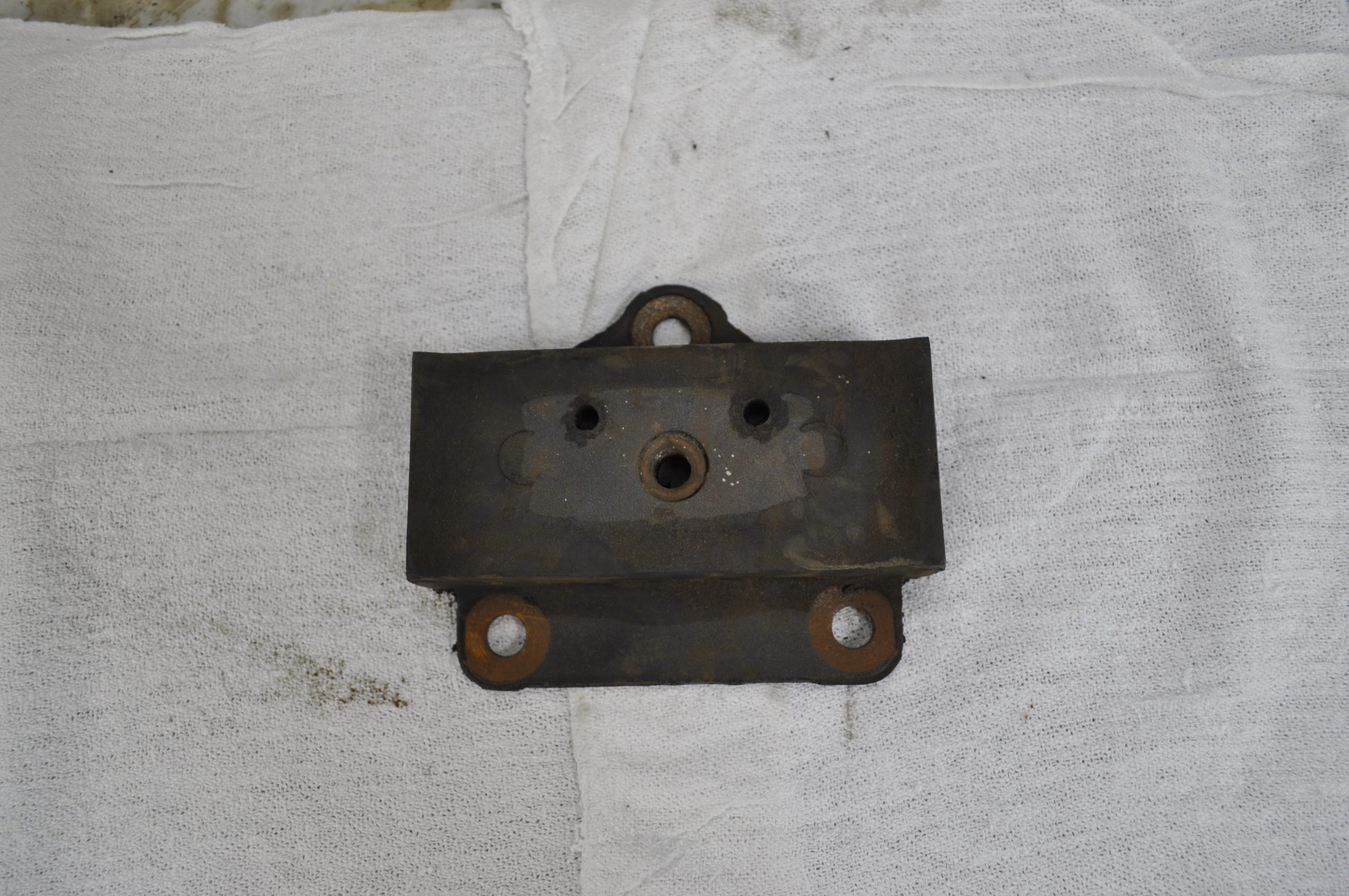 MOTOR MOUNT - Image 2