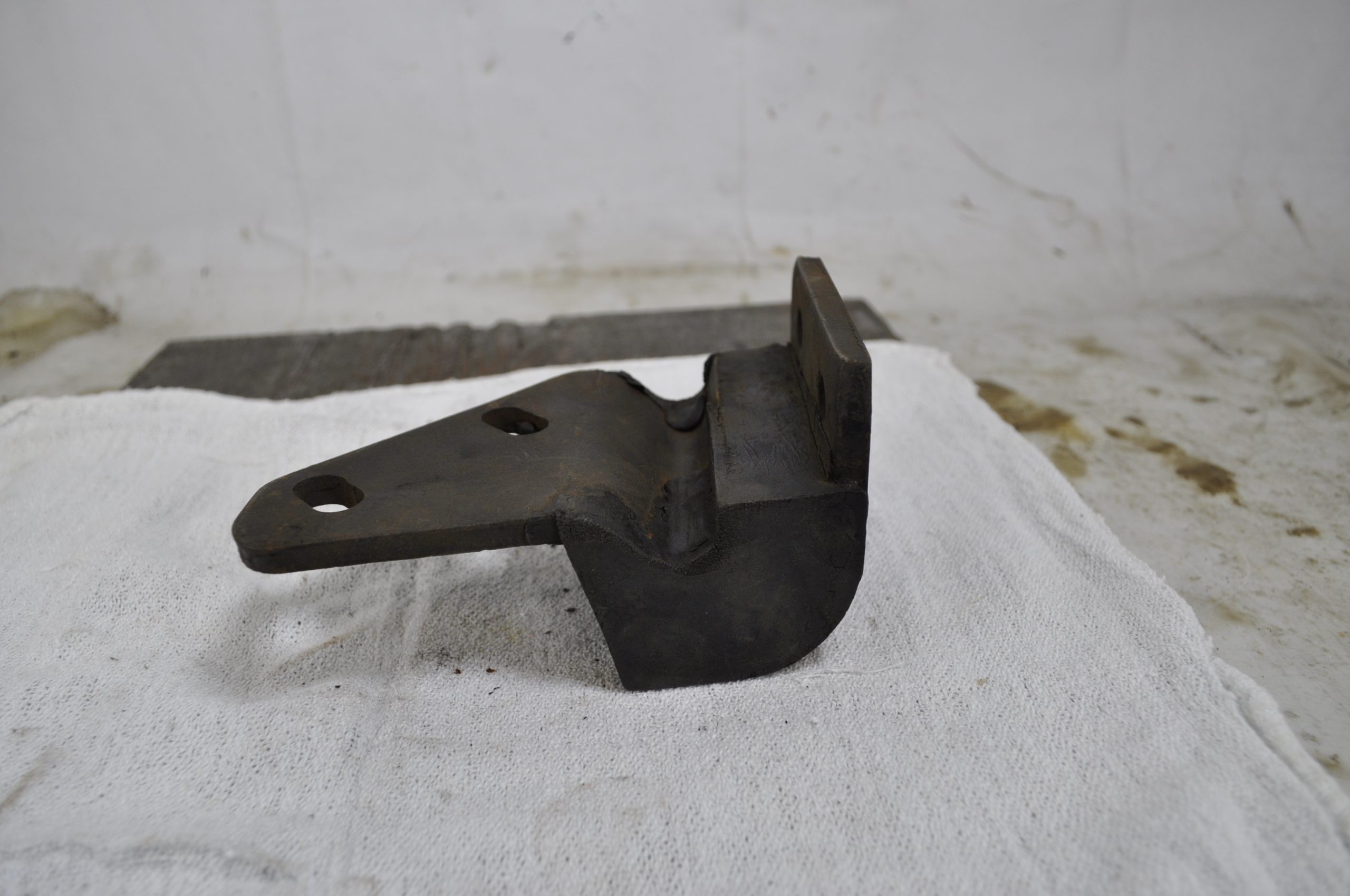CM2042 - MOTOR MOUNT