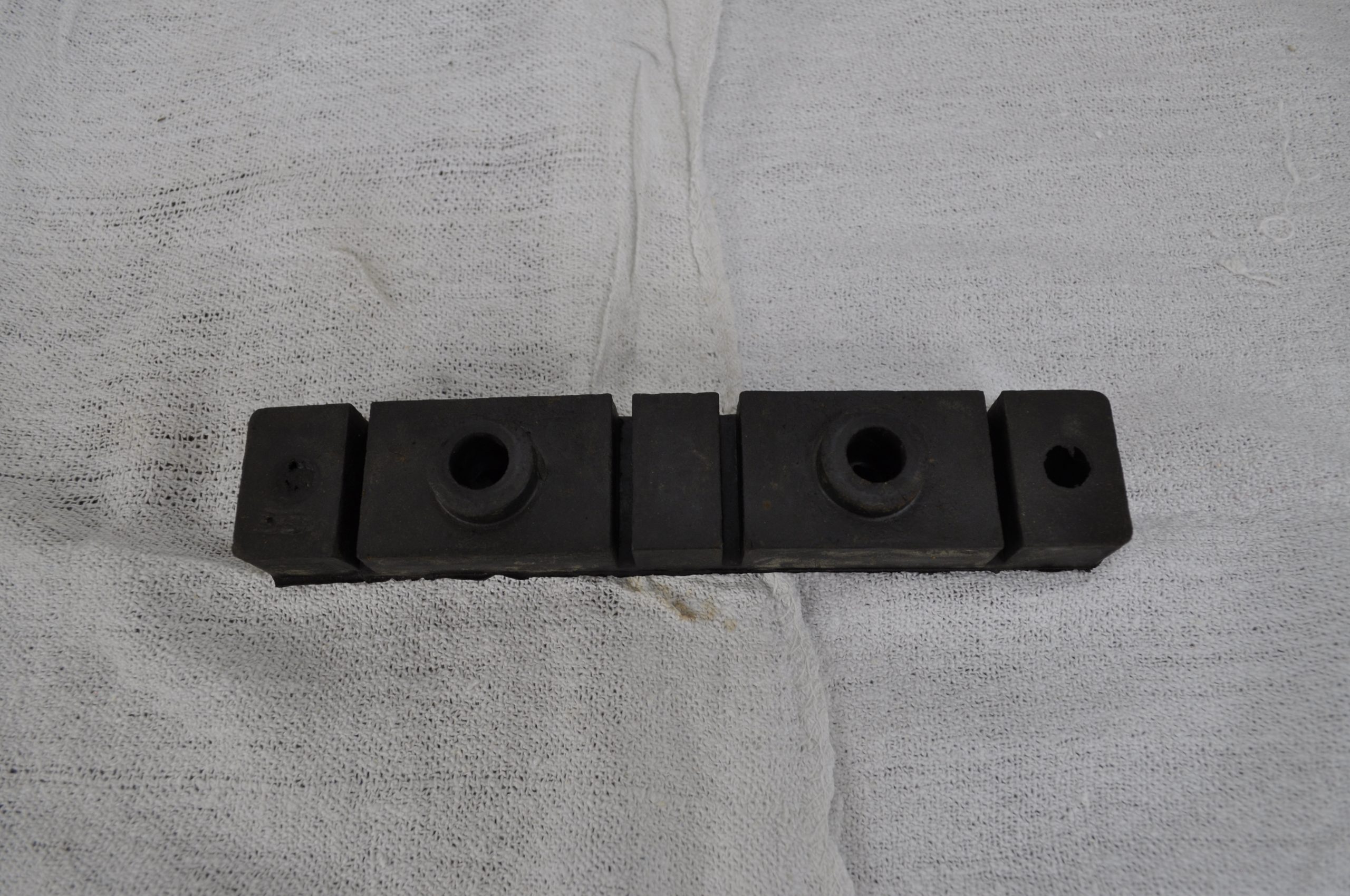 CM2007 - MOTOR MOUNT