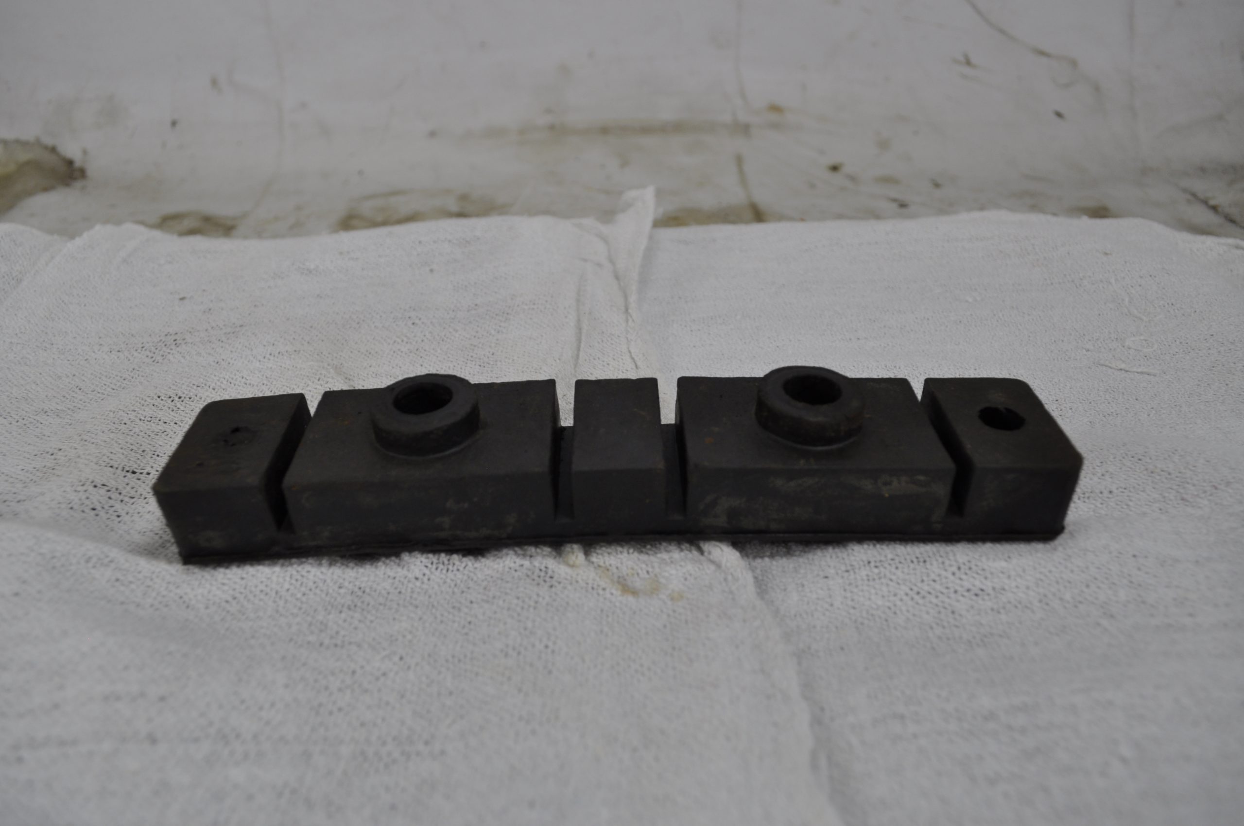 CM2007 - MOTOR MOUNT