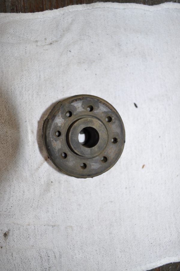 CM2050 - MOTOR MOUNT TOP