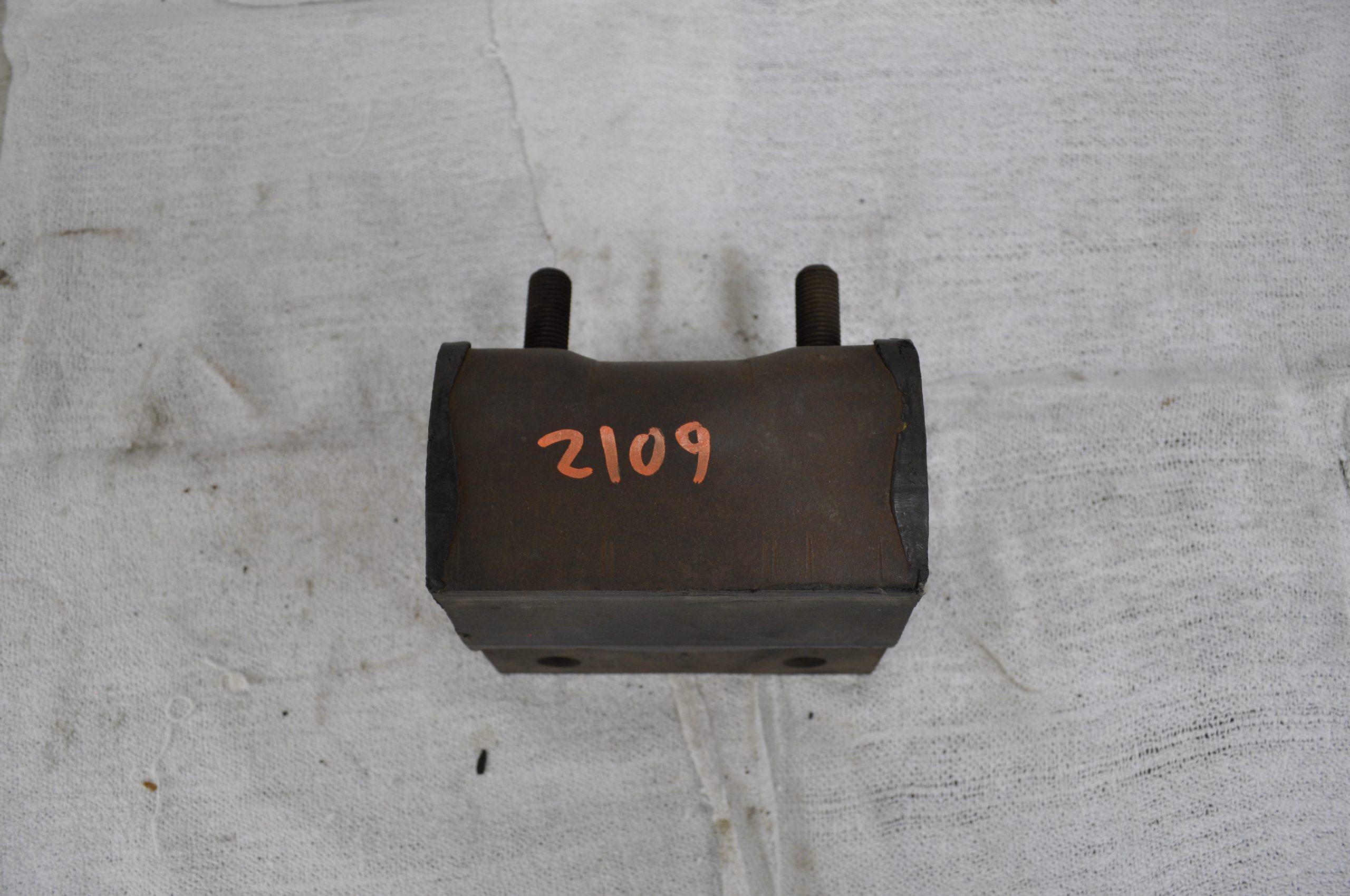CM2109 - MOTOR MOUNT