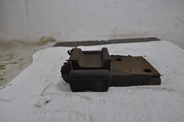 CM2056 - MOTOR MOUNT