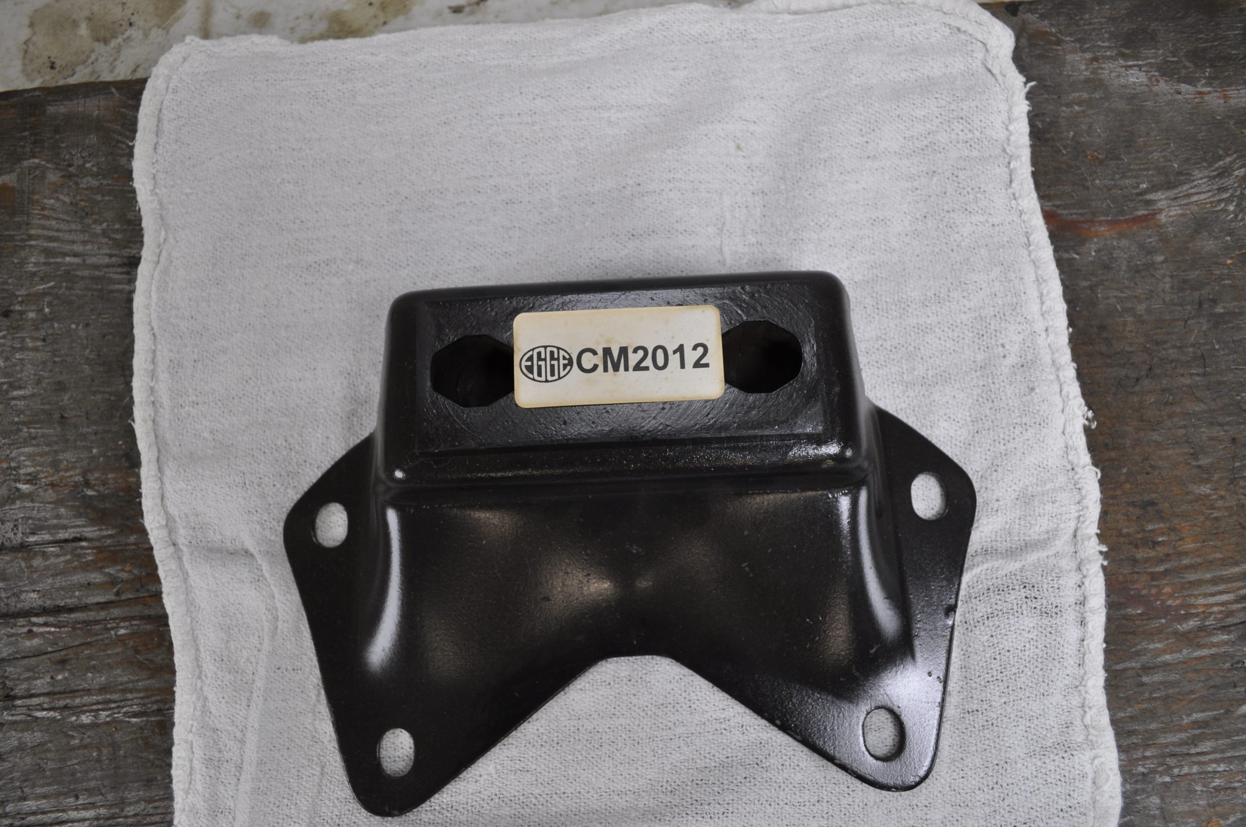 CM2012 - MOTOR MOUNT TOP