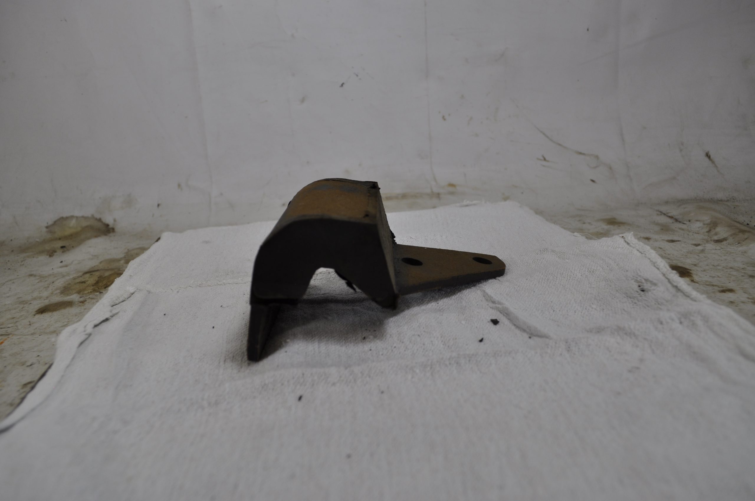 CM2116 - MOTOR MOUNT