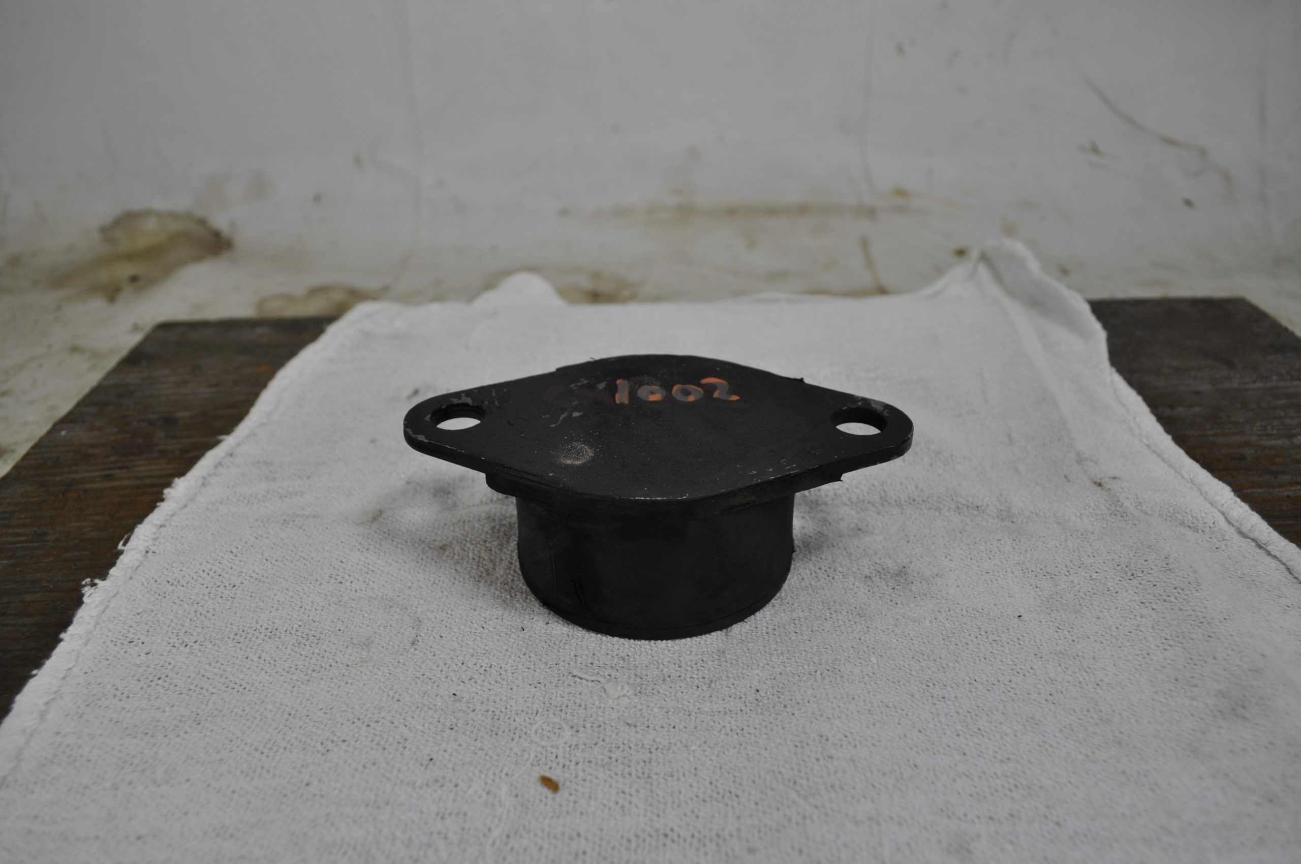 CM1002 - MOTOR MOUNT