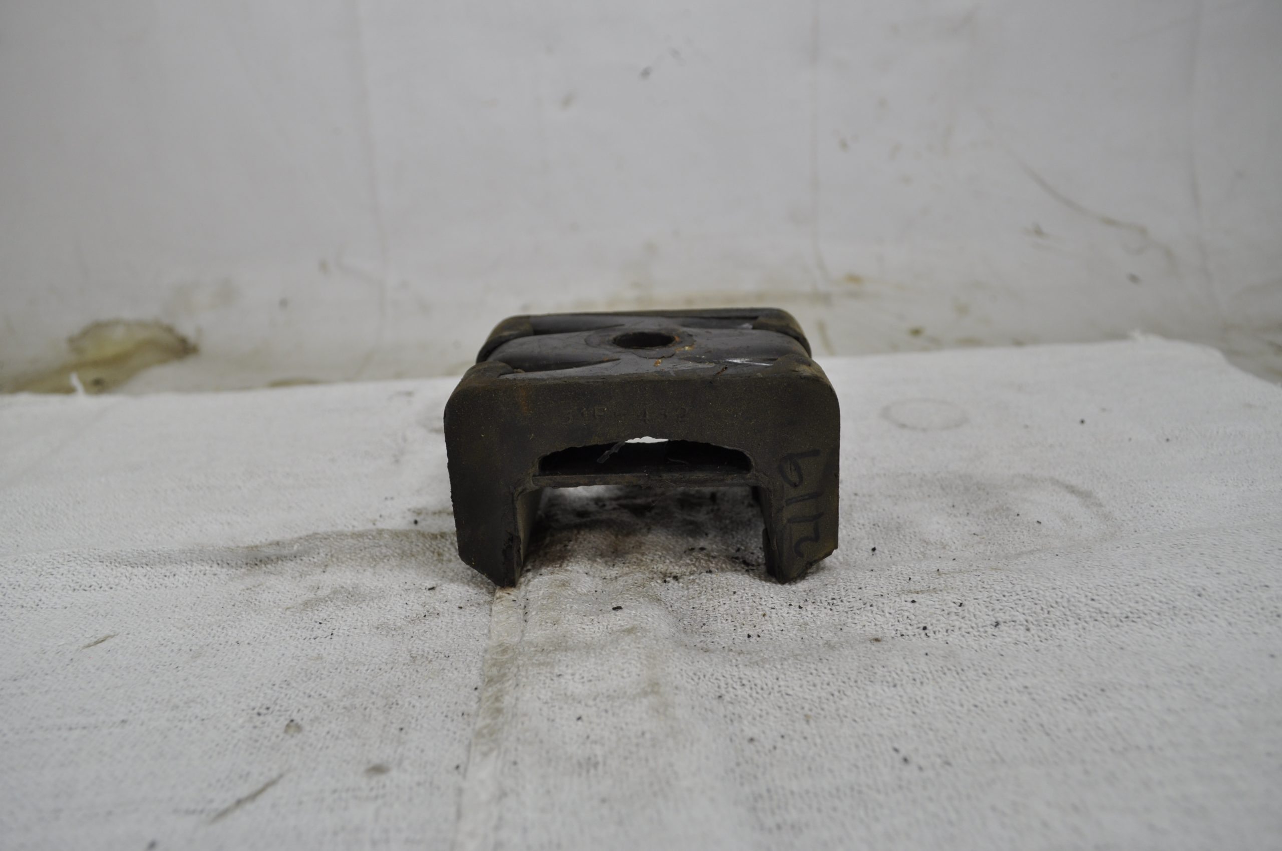 CM2119 - MOTOR MOUNT