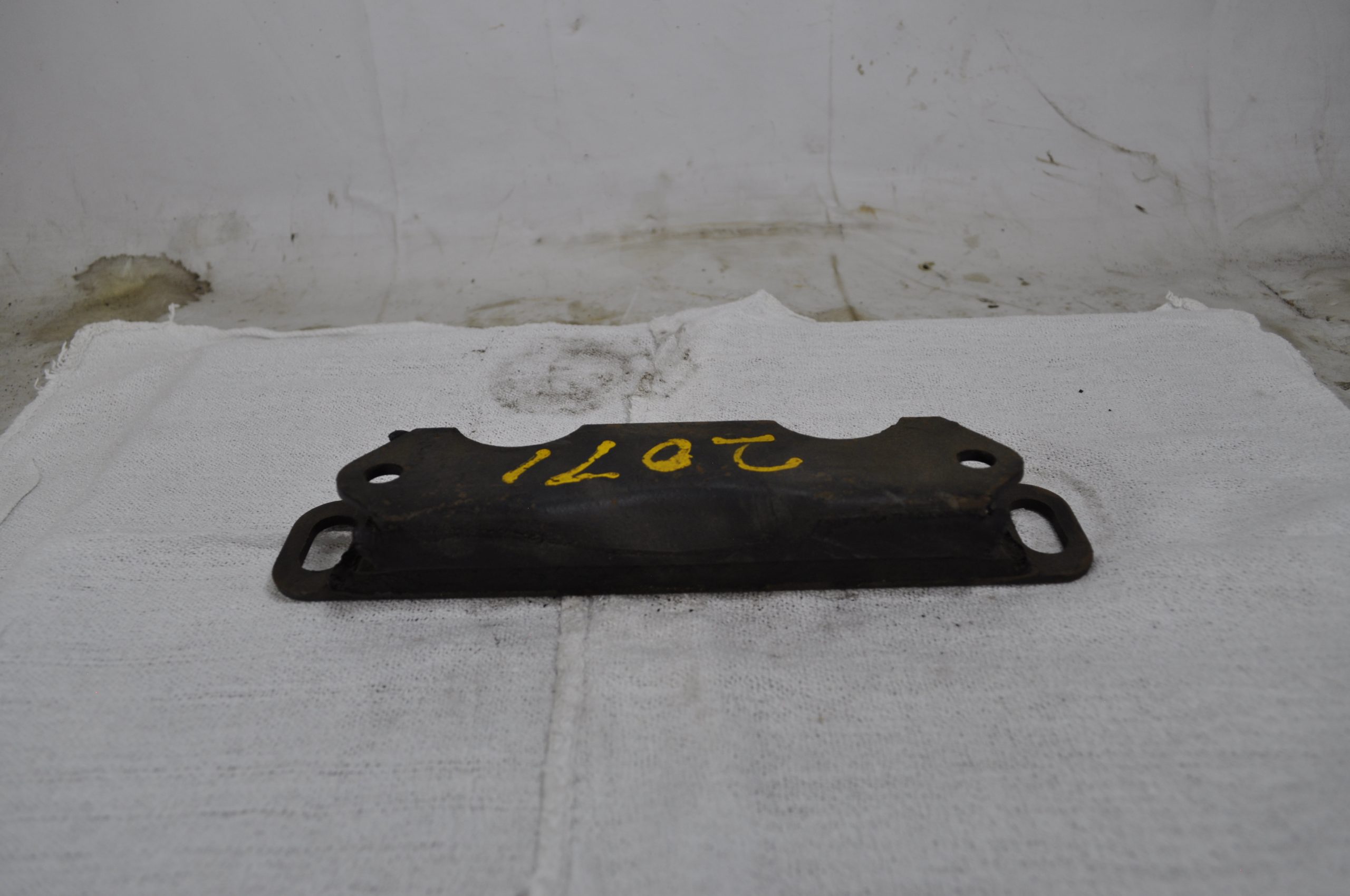 CM2071 - MOTOR MOUNT